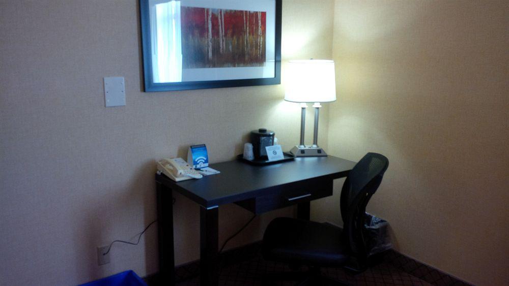 Holiday Inn Express Hamilton-Stoney Creek المظهر الخارجي الصورة