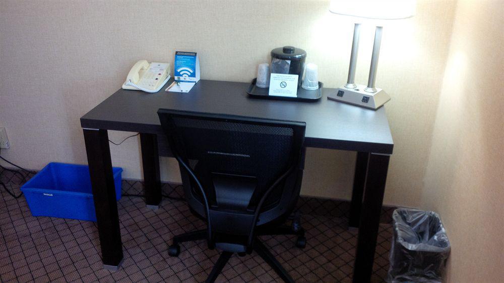 Holiday Inn Express Hamilton-Stoney Creek المظهر الخارجي الصورة